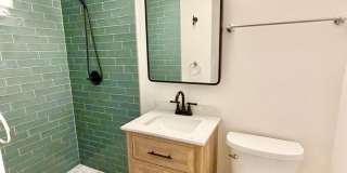 3/2 Duplex Conveniently Situated in an Established Neighborhood! Gallery 15