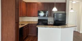 2409 Highpoint View Ct Gallery 1