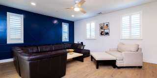 Gorgeous Custom Upgraded Serrano Home! Gallery 16