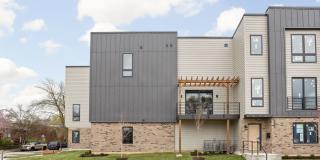 322 North Summit Street Gallery 17