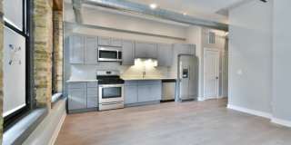 25 West Hubbard St. Gallery 3