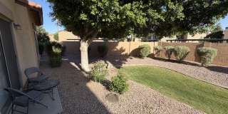 Spacious, Stylish, Sharp 2 bed 2 bath 1 car garage and Gated Community! Gallery 12
