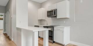 3322 Michigan Avenue Gallery 2