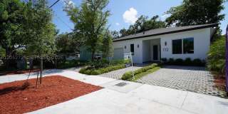 112 NW 24th Ct Gallery 1