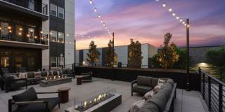 900 Willow Gallery 45