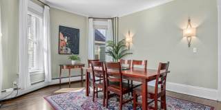 Stunning 3 bedroom main floor unit in prime Saint Paul location. Gallery 24