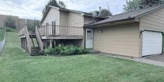 Versatile Oakdale Home Featuring 2 Kitchens, Sun Deck & Mother-in-Law Suite! Gallery 1