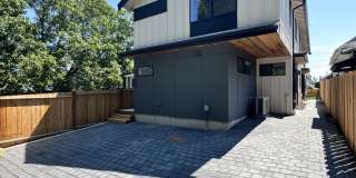 Brand new 2 bed 2.5 bath 2-story home in south Seattle Gallery 1