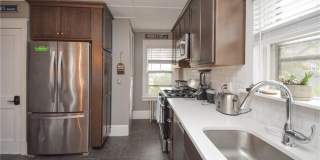 16 Vaughan Avenue unit: 2 Gallery 11