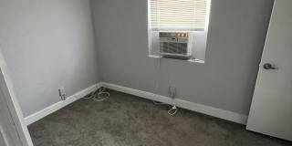 2722 Poinsettia Avenue Gallery 7