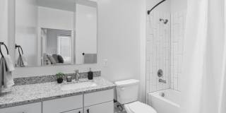 UNITi Montrose Gallery 22