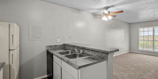 Parkwood Square Estates Gallery 29