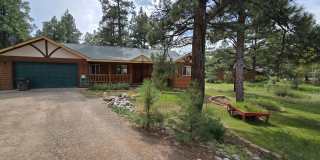 Beautiful 3 Bedroom Home in a Quiet Neighborhood Gallery 1