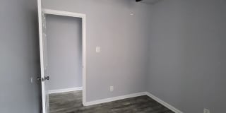 4914 Knox Street Gallery 11