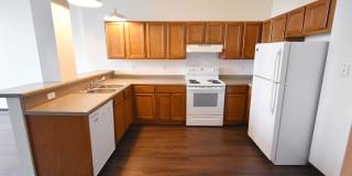 Straus Loft Apartments Gallery 3