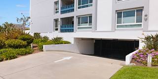 910 N Pacific St Gallery 30