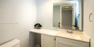 3200 N Palm Aire Dr Gallery 12