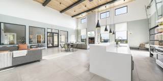 Abacus West Gallery 22