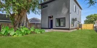 428 W Solidelle St Gallery 13