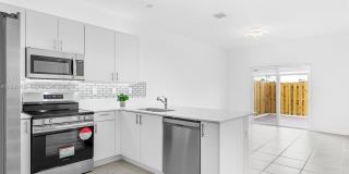 2425 SE 28TH DR Gallery 11