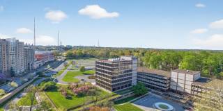 4515 WILLARD AVE #2008S Gallery 16