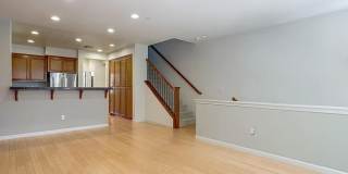 UPGRADED HOME IN HIGHLY CENTRAL SETTING. RARE 3-BED/3-BATH FLOOR PLAN! Gallery 1