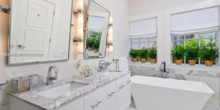 2575 Pine Tree Dr Gallery 20