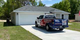 NOT AVAILABLE FOR SHOWING OR MOVE IN UNTIL AUGUST 15TH 2026!! Custom Home - Desirable SE Ocala Neighborhood 3/2/2 **Won't Last** Gallery 4