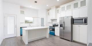 529 Country Club Drive Gallery 4