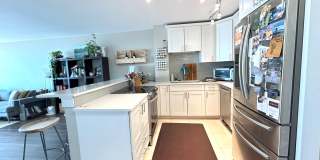 5601 North Sheridan Road Gallery 2