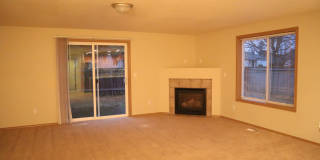 Spacious 2-Story 3-Bedroom Townhome for Lease - 3125 NE 118th Ave. Gallery 11