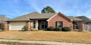 3/2 For Rent in Harvey Crossing of Gluckstadt! Gallery 1
