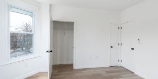 5758 Spruce St Gallery 23