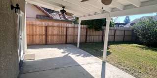 Now Available! 3 Bedroom Home in North West Visalia! Gallery 11