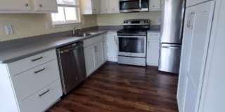 6 bedroom, 2 bath home in Roosevelt Neighborhood! 6 bedroom, 2 bath home in Roosevelt Neighborhood! Gallery 4