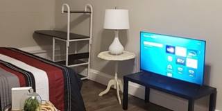 4 Bedroom, 2 bathroom home near Caterpillar Gallery 29