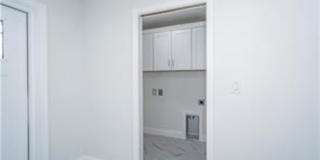 303 E 7th Street Gallery 16
