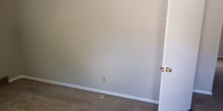 Very Nice 3 Bedroom single 1 car garage 1/2 off First months rent! Gallery 9