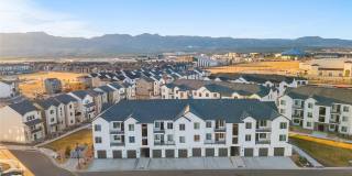 Like New Condo in Victory Ridge Gallery 3