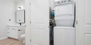 Crossline Gallery 39