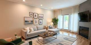 3952 Richmond St Gallery 1