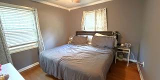 3/1 House w/ Huge Fenced Yard, Wood Floors,& Will Have New Paint! Walk to COLLEGETOWN/STADIUM! Avail August 8th for $1550/month! Gallery 12