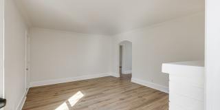 Newly Renovated 3BR/1BTH with Loft for Rent! Gallery 7