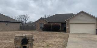 2404 Canterbury Ct., Cabot AR 72023 - Stonehenge Estates 3br 2ba with privacy fenced back yard Gallery 1