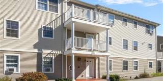 Coddington Point Gallery 37