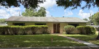 415 33rd Street Gallery 1