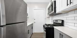 735-49 N Austin Gallery 8