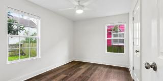 2239 Saint Andrew Street Gallery 12