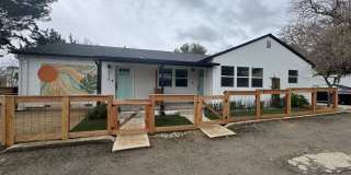 2 Bedrooms, 1 Bath, Garage, Washer and Dryer Hookups Gallery 1