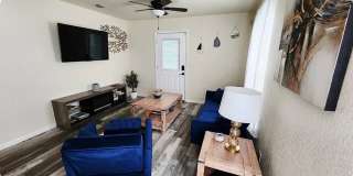 Room in 3 Bedroom Home in San Antonio Gallery 4
